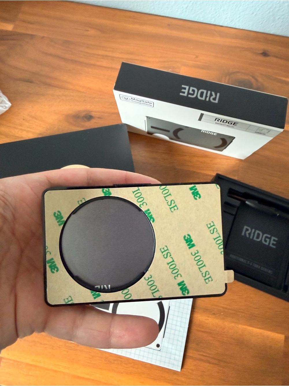 Ridge MagSafe Compatible Gunmetal Wallet - RIDGE - Picture 9 of 11